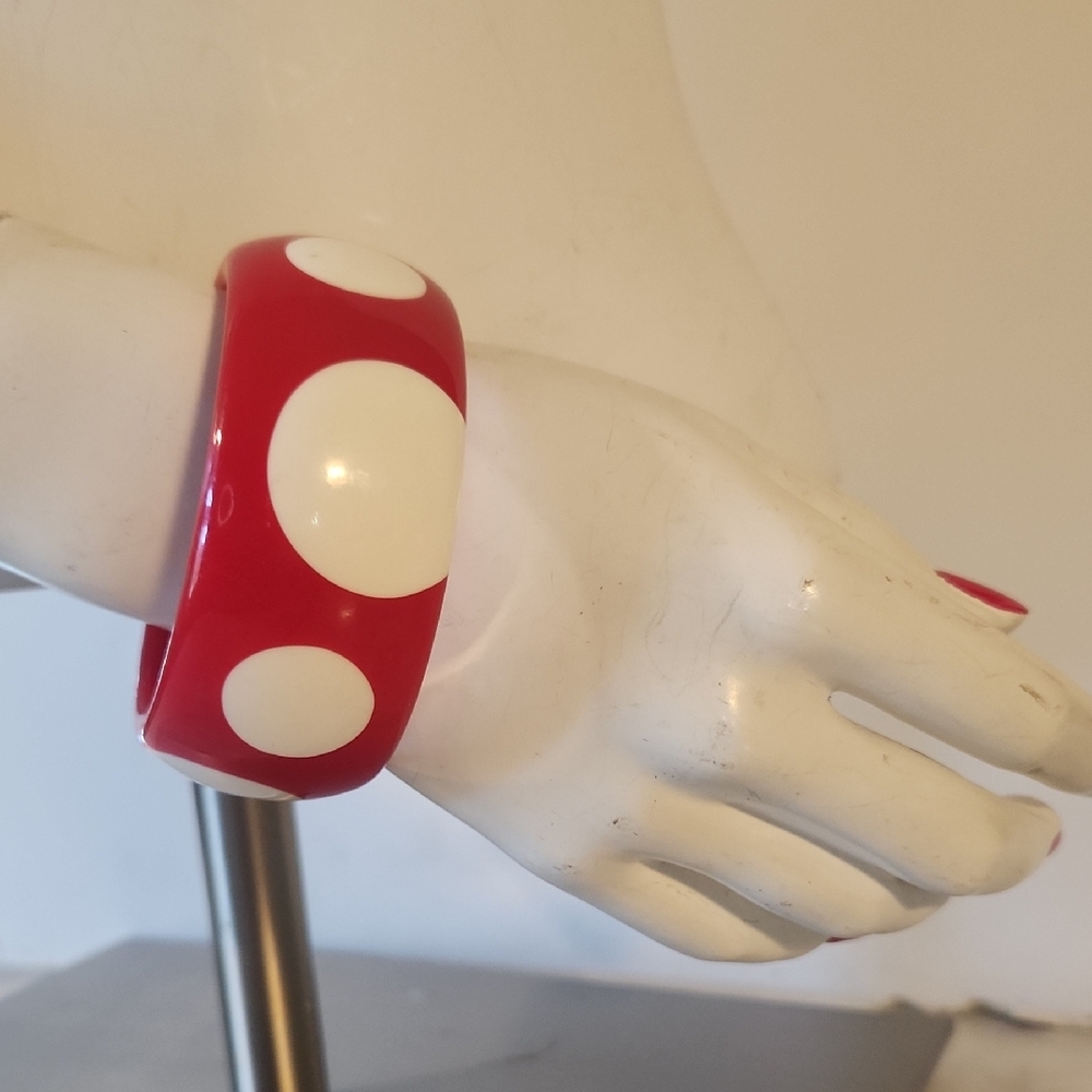 Red and White Polka Dot | Lucite Bracelet